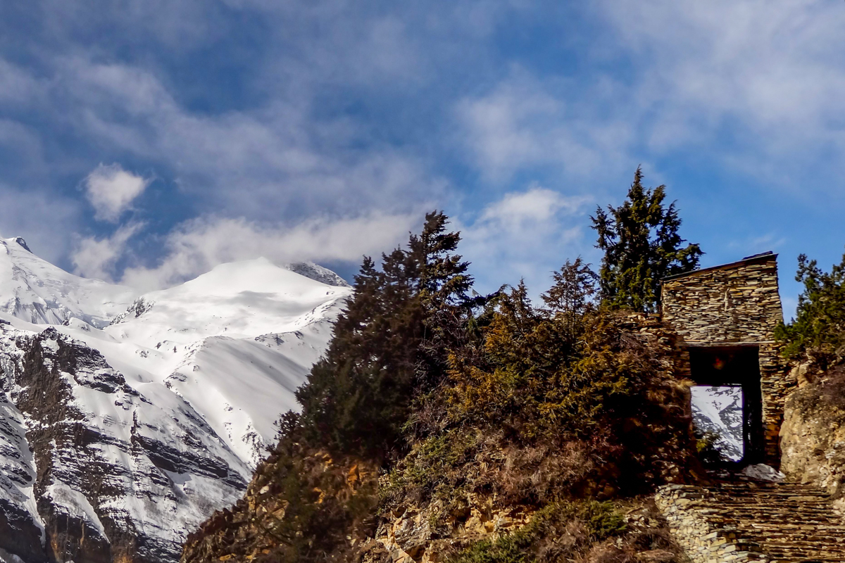 You are currently viewing Tour des Annapurnas en terminant à Jomosom en 15 jours