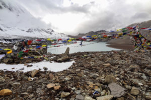 Lire la suite à propos de l’article Tour des ANNAPURNAS (5416m) par le Lac de Tilicho (4920m) jusqu’à JOMOSOM en 14 jours